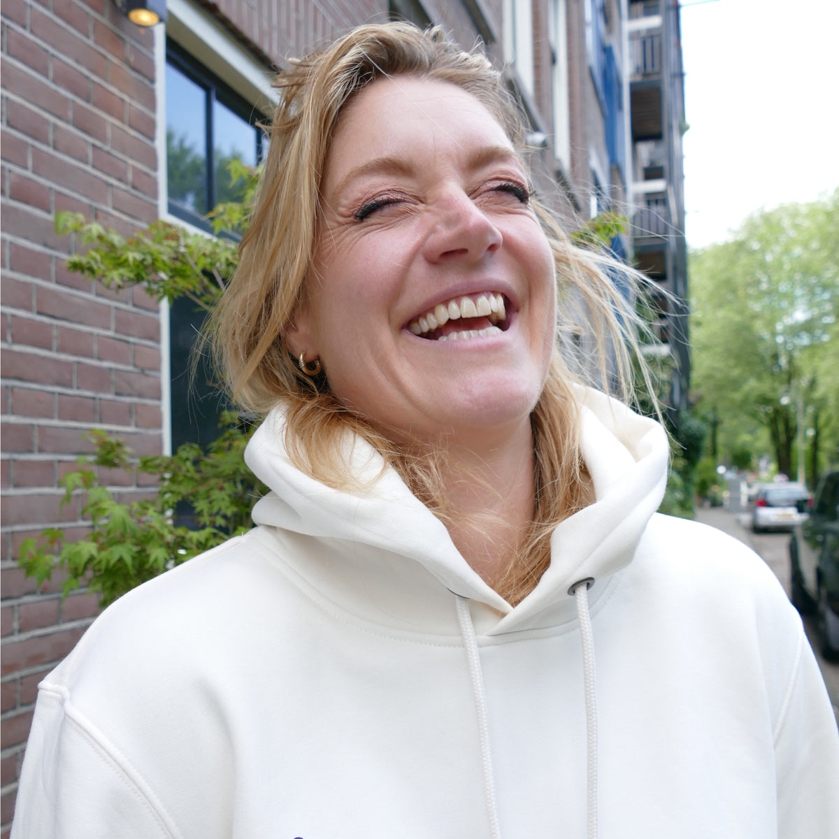 Hoody Ivoor - Ik ben geen mevrouwtje, meneertje.